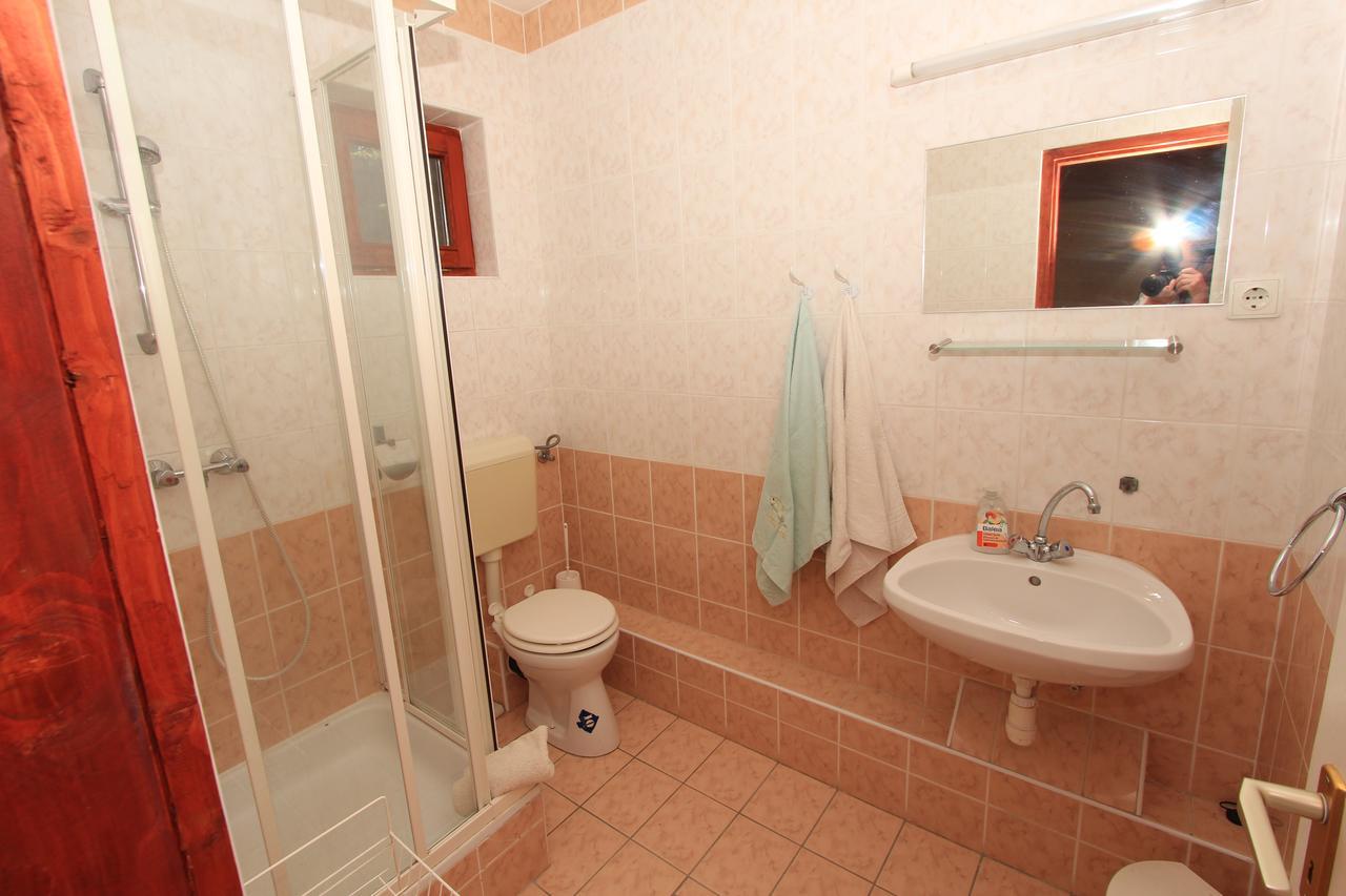 Ariel Apartmanok Шіофок Екстер'єр фото